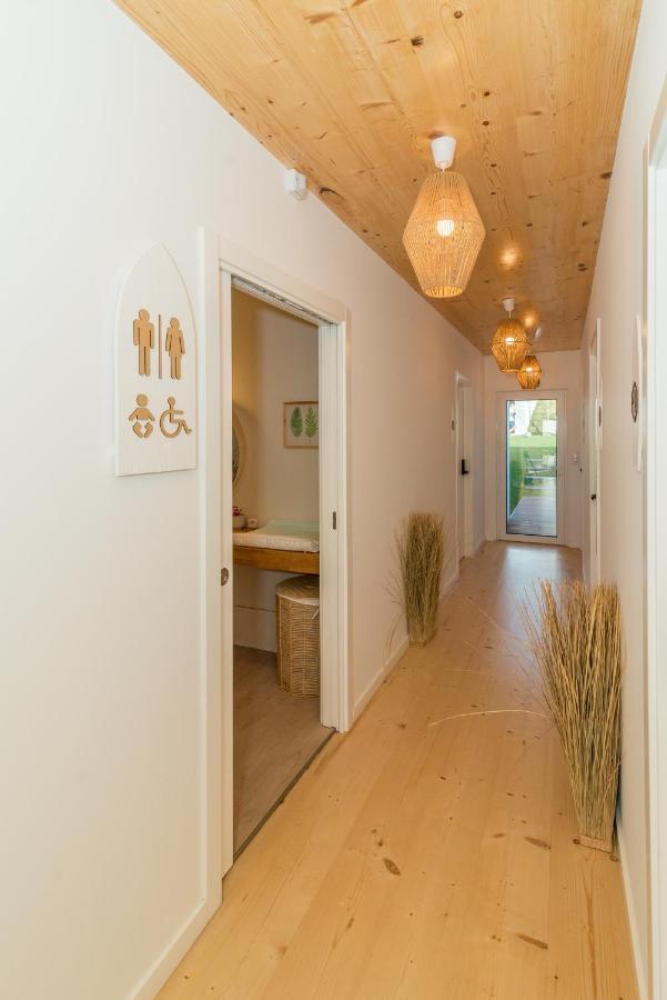 피게이라다포즈 We Surf House B&B 외부 사진