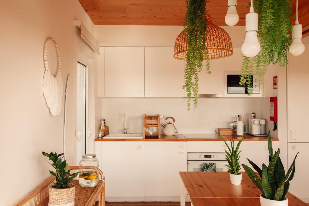 피게이라다포즈 We Surf House B&B 외부 사진